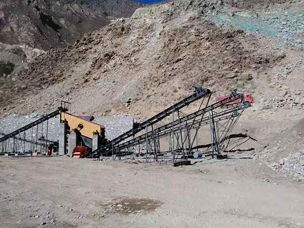 小型車載移動(dòng)式破碎機(jī)的應(yīng)用